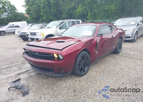 2019 Dodge Challenger Sxt z USA, uszkodzony, nr VIN 2C3CDZAG9KH694210